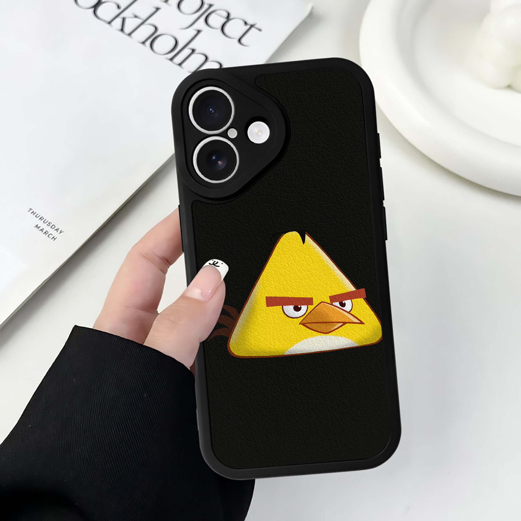 （画像用） Angry Birds アングリーバード 【iPhone 16シリーズ対応】シリコンスマホケース（レザー調） 材質：シリコン